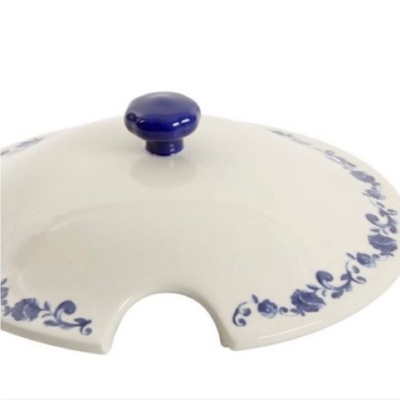 New - The Pioneer Woman Frontier Rose 3.17 Quart Soup Tureen with ladle - Picture 4 of 7